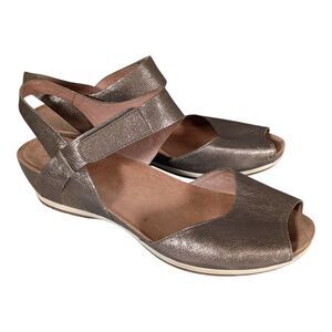 Dansko Vera Sandal Pewter Metalic Leather Open Toe Ankle Strap 40/US 10 - 10.5